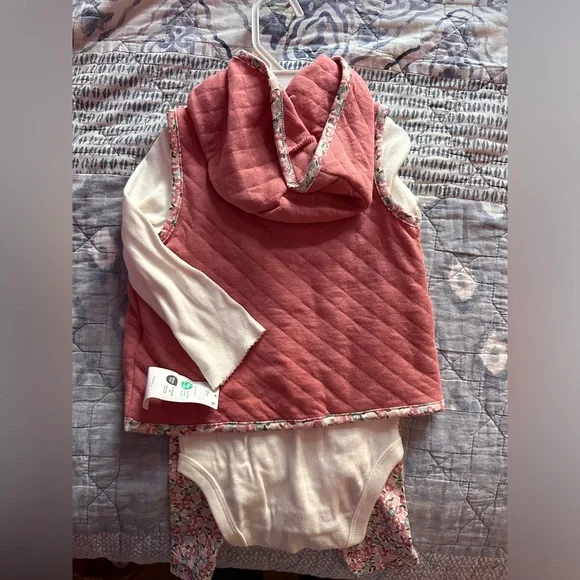 Baby Girls bundle of 3 outfits 12 months - Picture 7 of 10